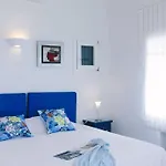 Lia Estate