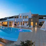 Lia Estate *