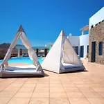 Lia Estate